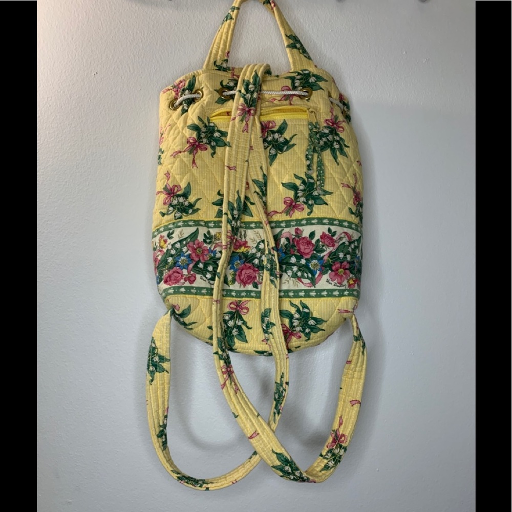 ⭐️VERA BRADLEY Drawstring Backpack⭐️ - Picture 6 of 13
